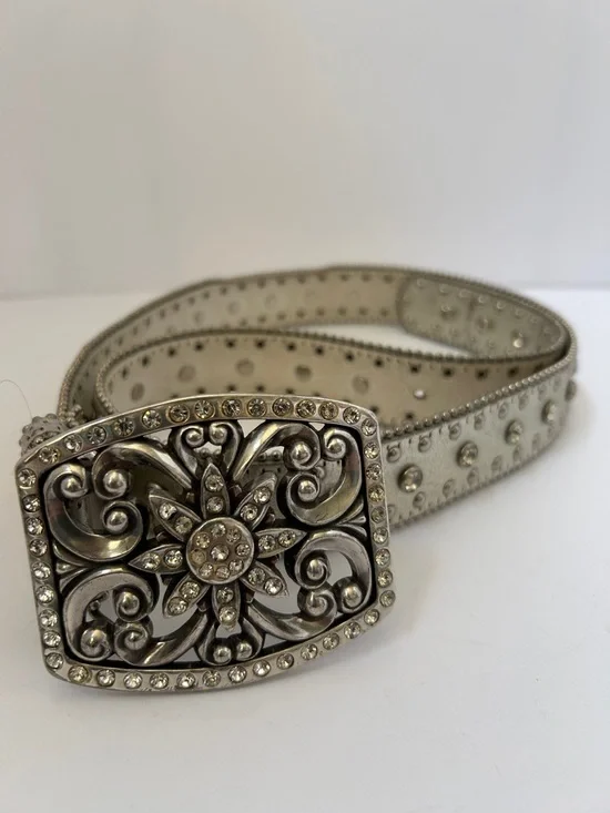 Rhinestone Embellished White Leather Belt with Ornate Silver Buckle - Picture 1 of 4